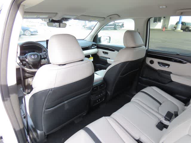 Thumbnail: 2026 Honda Pilot - 16