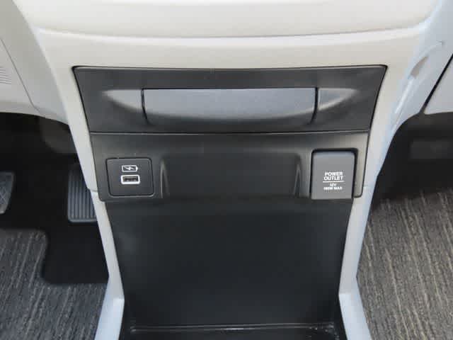 Thumbnail: 2023 Honda Odyssey - 21