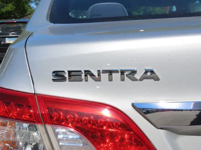 Thumbnail: 2013 Nissan Sentra - 6