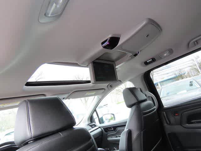 Thumbnail: 2023 Honda Odyssey - 17