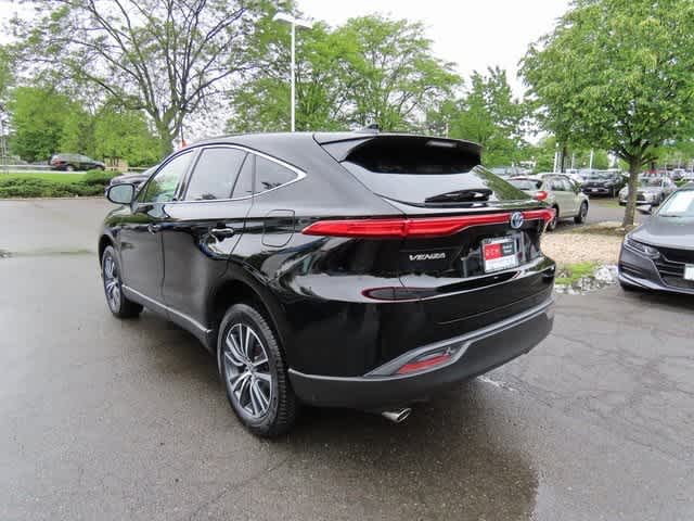 2022 Toyota Venza LE 4