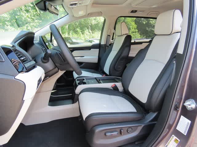 Thumbnail: 2026 Honda Odyssey - 13