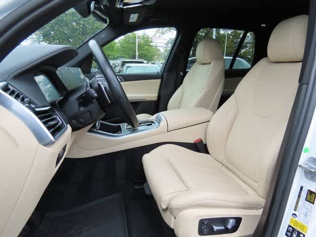 Thumbnail: 2022 BMW X5 - 13