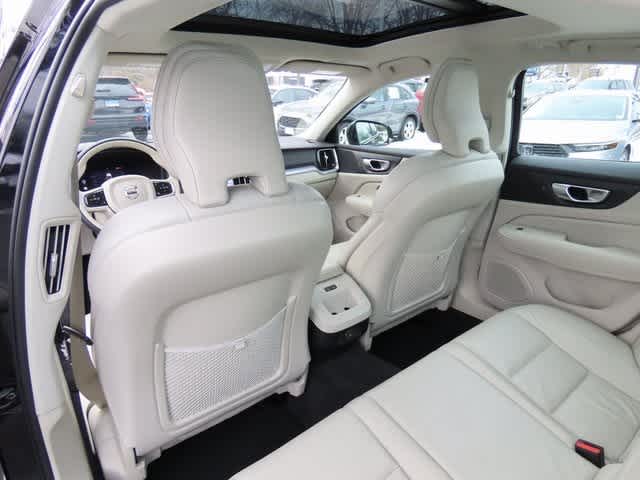 Thumbnail: 2024 Volvo S60 - 13