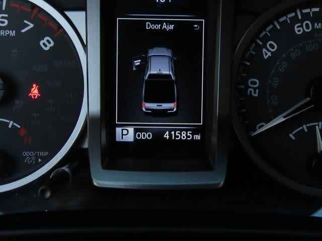 Thumbnail: 2023 Toyota Tacoma - 25