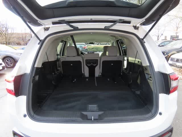 Thumbnail: 2023 Honda Pilot - 11