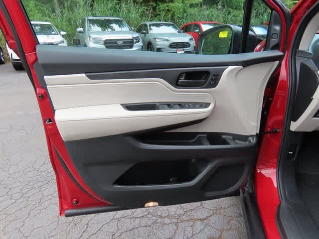 Thumbnail: 2026 Honda Odyssey - 16