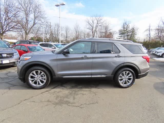 Thumbnail: 2022 Ford Explorer - 3