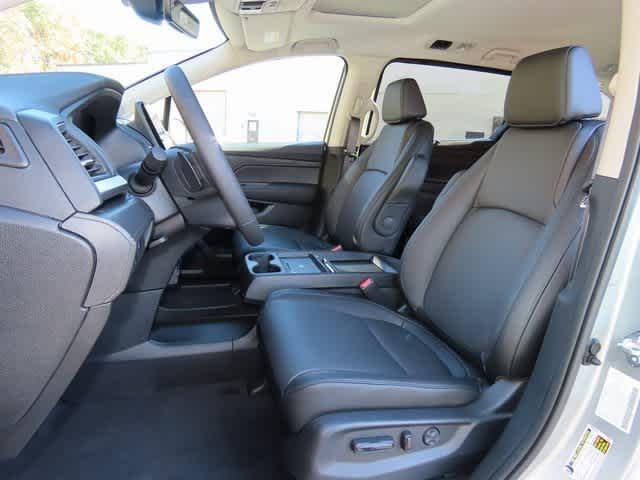 Thumbnail: 2026 Honda Odyssey - 12