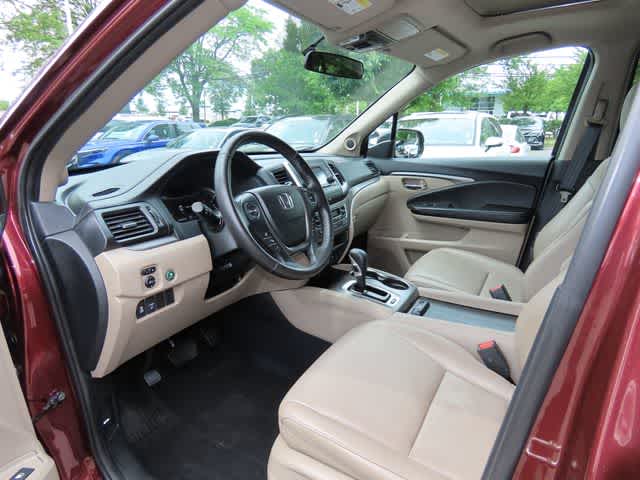 Thumbnail: 2019 Honda Ridgeline - 2