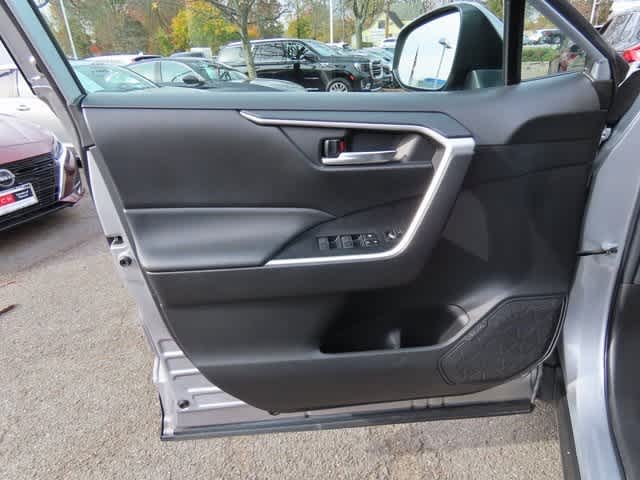 Thumbnail: 2023 Toyota RAV4 - 15