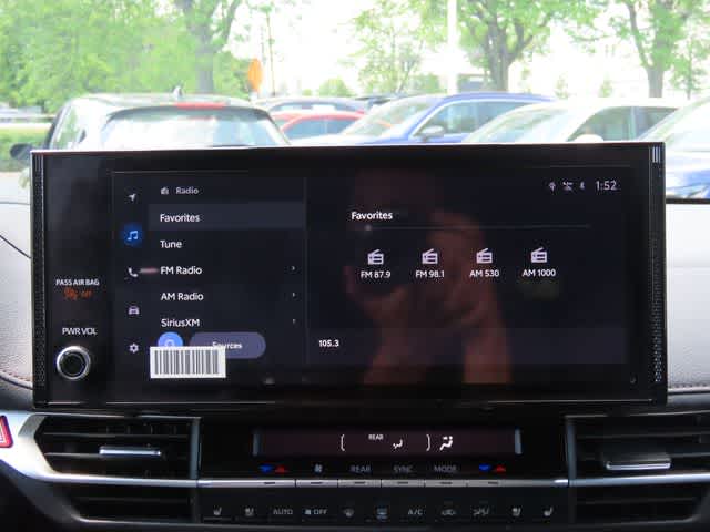 Thumbnail: 2025 Toyota Sienna - 24