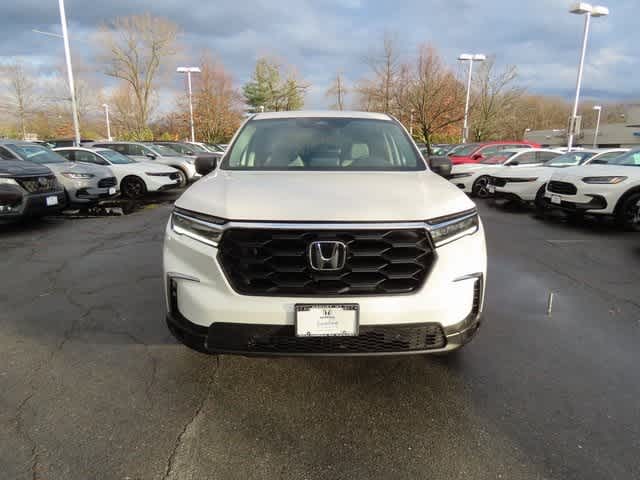 Thumbnail: 2023 Honda Pilot - 6