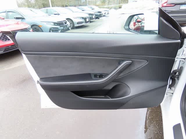 Thumbnail: 2021 Tesla Model 3 - 15