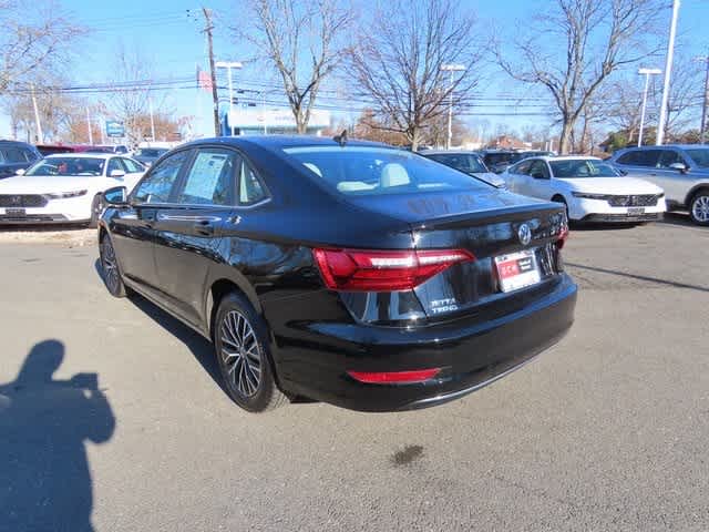 Thumbnail: 2021 Volkswagen Jetta - 4