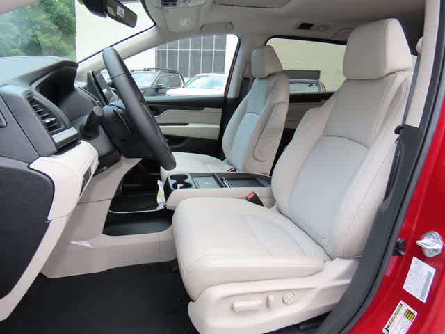 Thumbnail: 2026 Honda Odyssey - 12