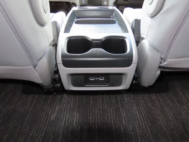 Thumbnail: 2023 Honda Odyssey - 22