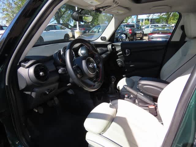Thumbnail: 2019 MINI Cooper Hardtop - 2