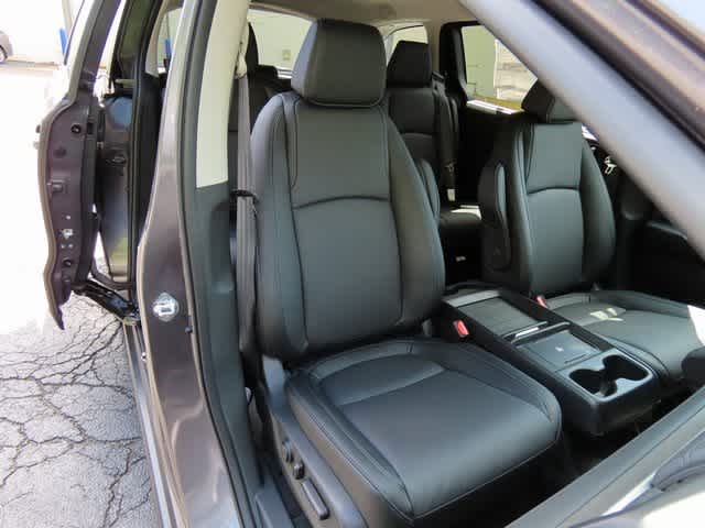 Thumbnail: 2026 Honda Odyssey - 17