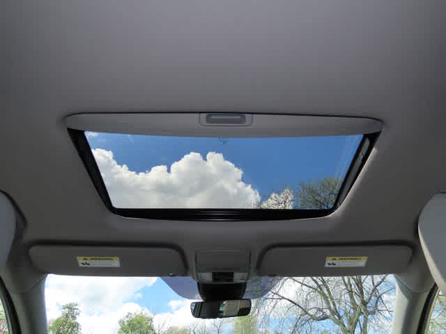 Thumbnail: 2023 Honda Odyssey - 23