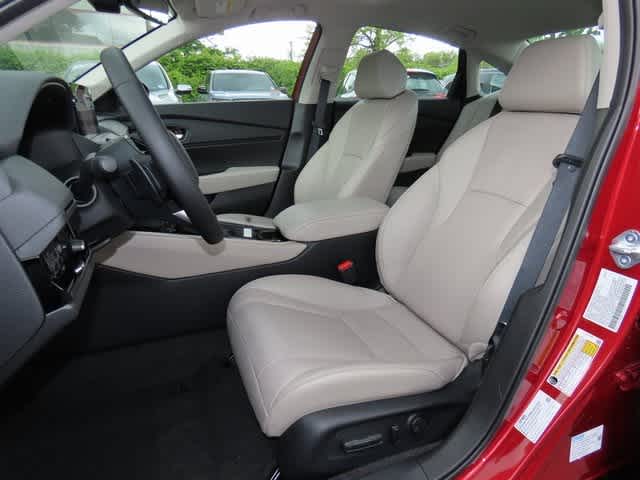 2025 Honda Accord Touring 12