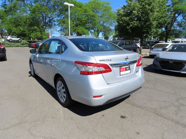 Thumbnail: 2013 Nissan Sentra - 3