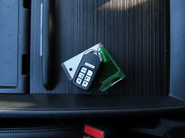 Thumbnail: 2023 Honda Odyssey - 26