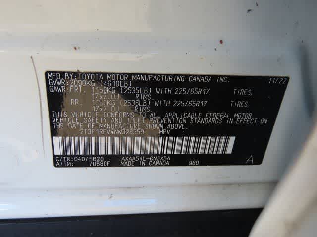 Thumbnail: 2022 Toyota RAV4 - 25