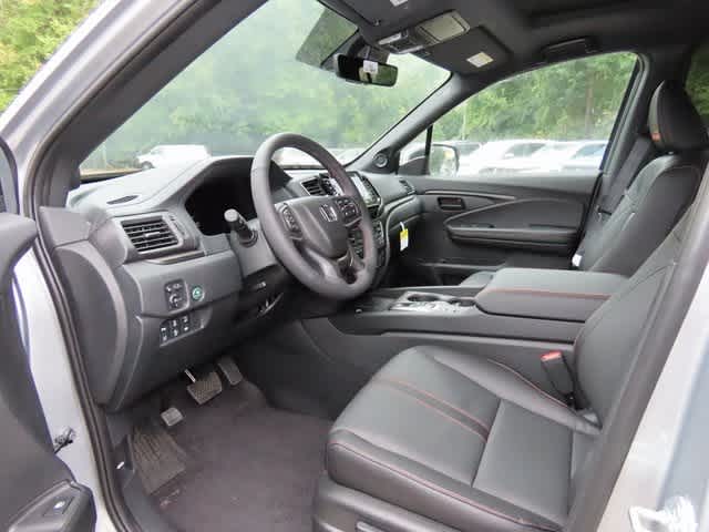 Thumbnail: 2025 Honda Ridgeline - 2