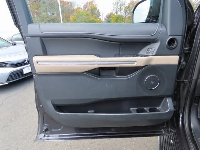 Thumbnail: 2023 Ford Expedition MAX - 20