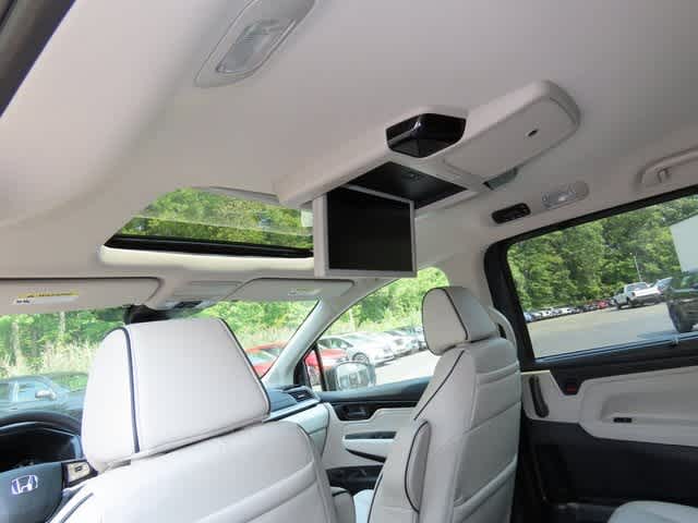 Thumbnail: 2026 Honda Odyssey - 17