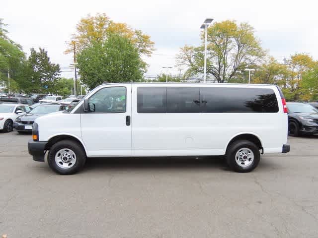 Thumbnail: 2022 GMC Savana - 3