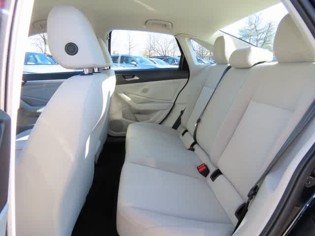 Thumbnail: 2021 Volkswagen Jetta - 12