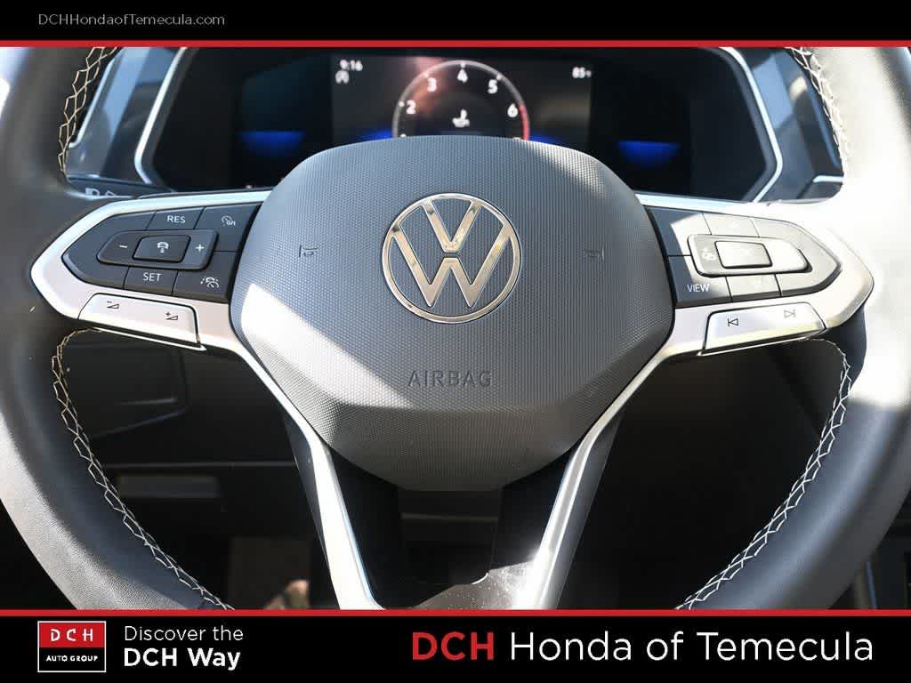 Thumbnail: 2023 Volkswagen Tiguan - 9