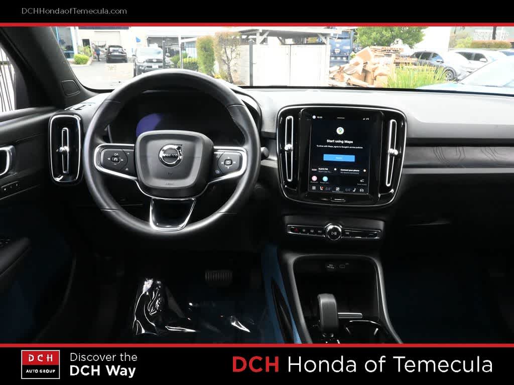Thumbnail: 2023 Volvo C40 - 7