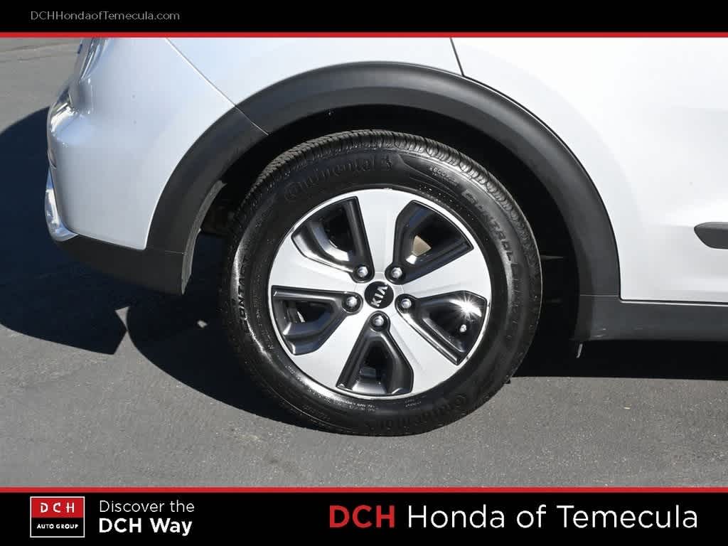 Thumbnail: 2017 Kia Niro - 23