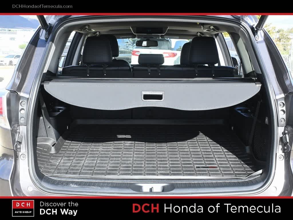 Thumbnail: 2015 Toyota Highlander - 21