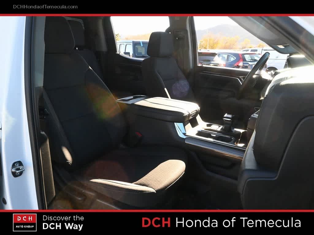 Thumbnail: 2023 Chevrolet Silverado 1500 - 20