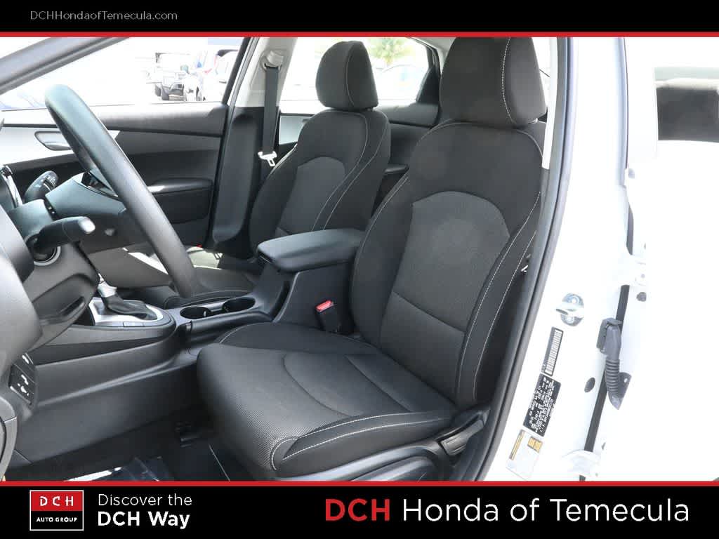 Thumbnail: 2024 Kia Forte - 19