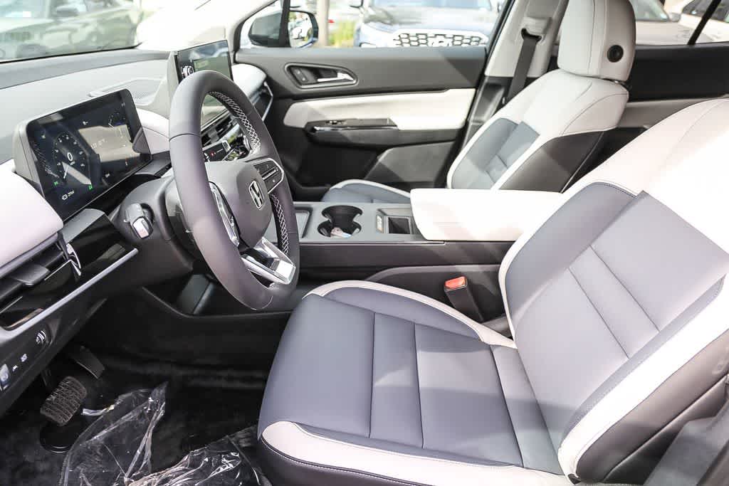 Thumbnail: 2026 Honda Prologue - 17