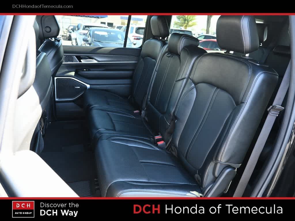 Thumbnail: 2024 Jeep Wagoneer - 19