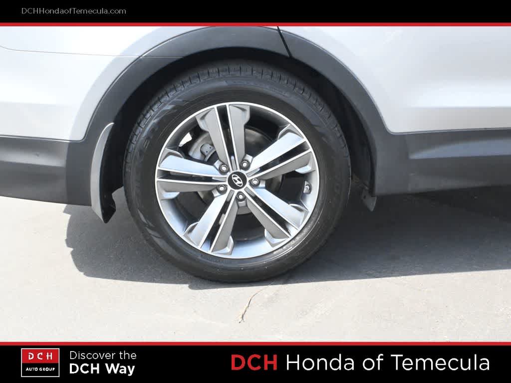 Thumbnail: 2015 Hyundai Santa Fe - 24