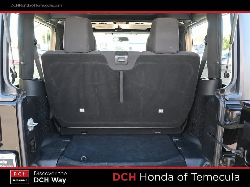 Thumbnail: 2013 Jeep Wrangler - 19