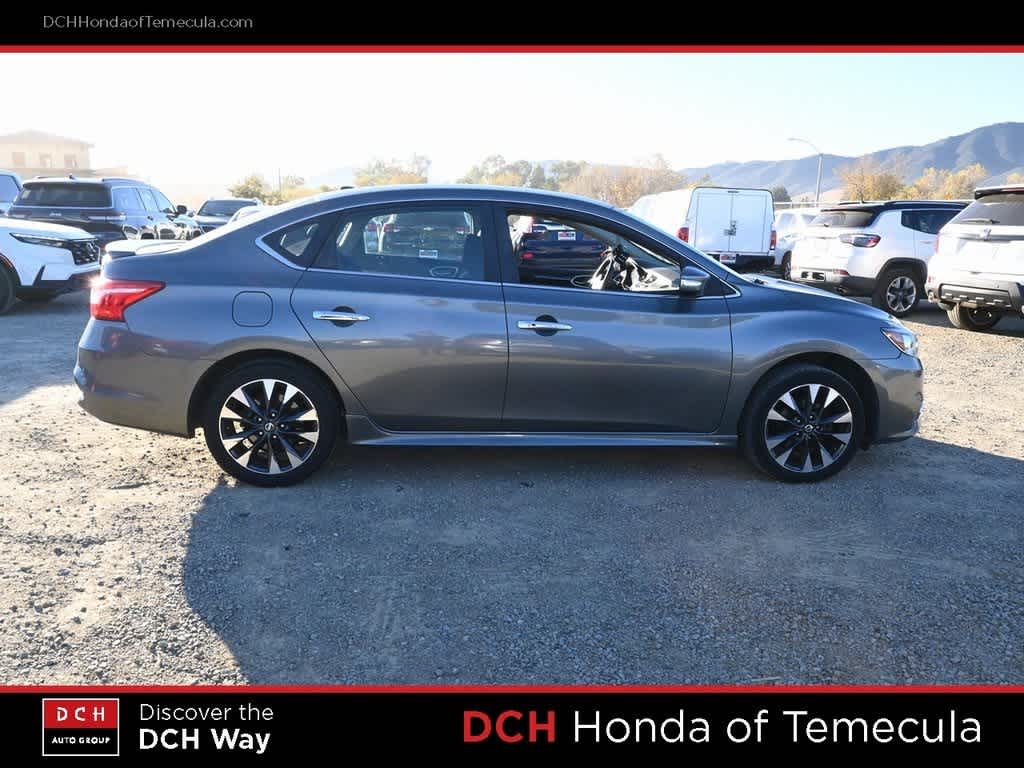 Thumbnail: 2016 Nissan Sentra - 5