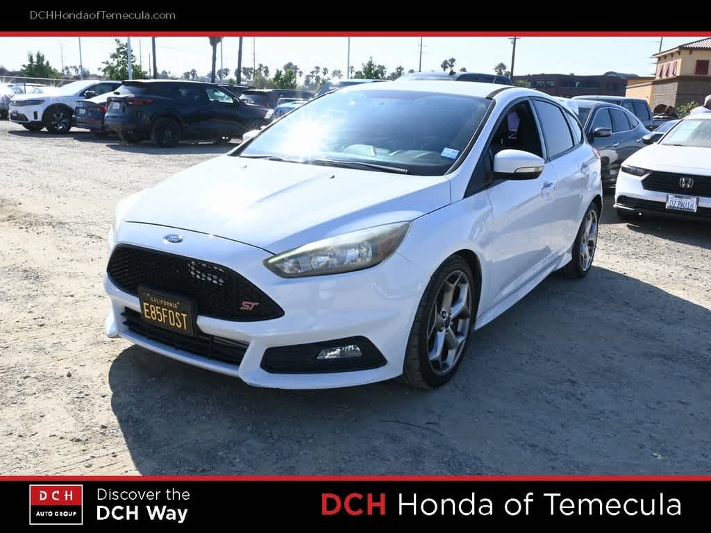 Thumbnail: 2016 Ford Focus - 1