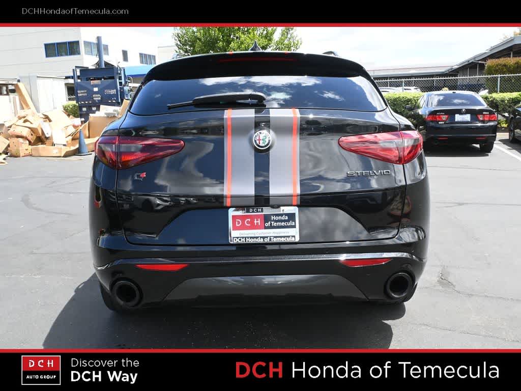 Thumbnail: 2020 Alfa Romeo Stelvio - 6