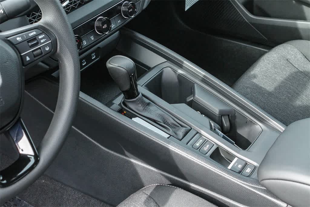 2025 Honda Accord SE 17