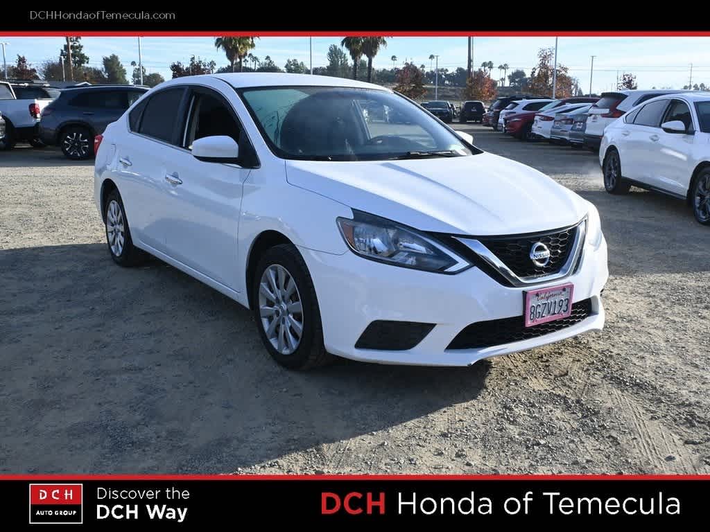 Thumbnail: 2017 Nissan Sentra - 3