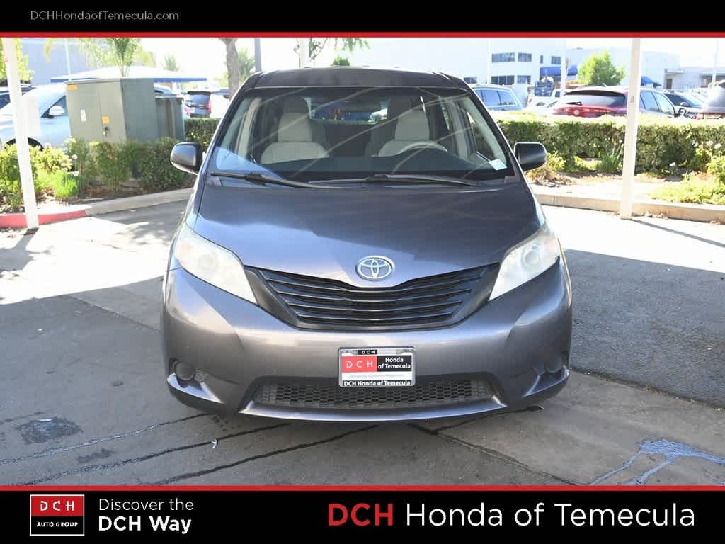Thumbnail: 2011 Toyota Sienna - 2