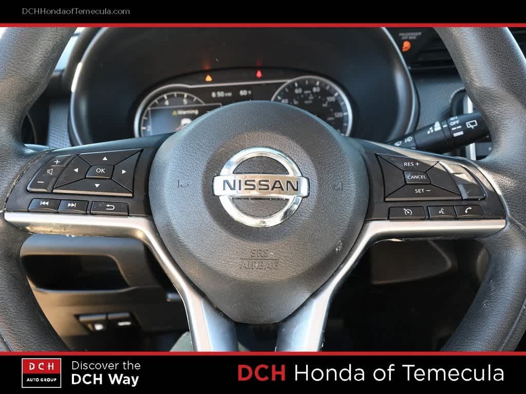 Thumbnail: 2018 Nissan Kicks - 9